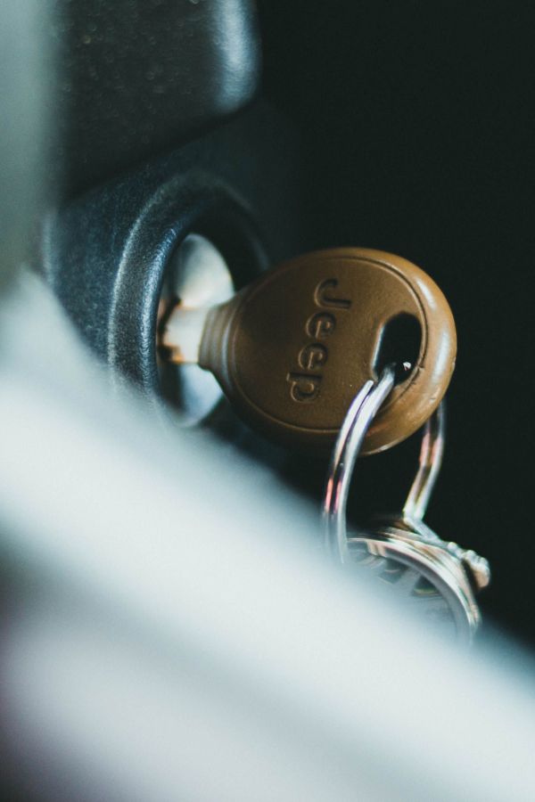 Serrurier automobile à Angoulême : votre solution sans stress